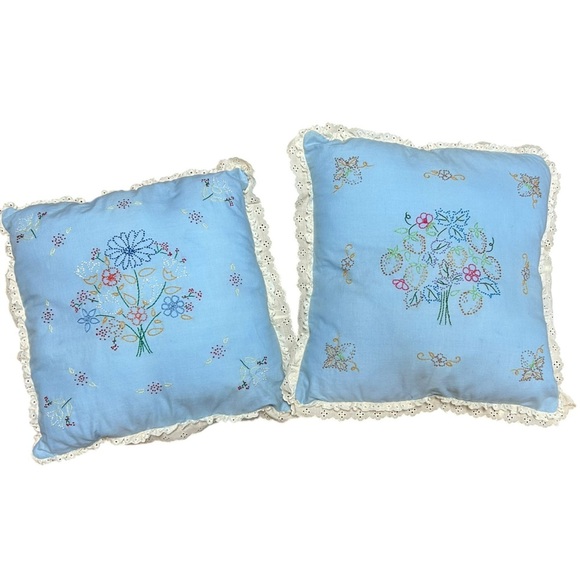 Handmade Other - Vtg Pillows Set Of 2 Embroidery Needlepoint Floral Handmade Blue 16x16